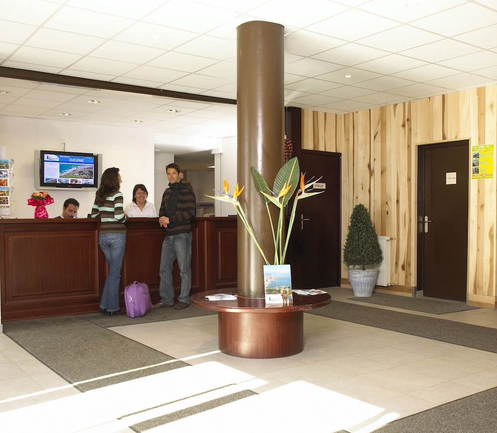 lobby