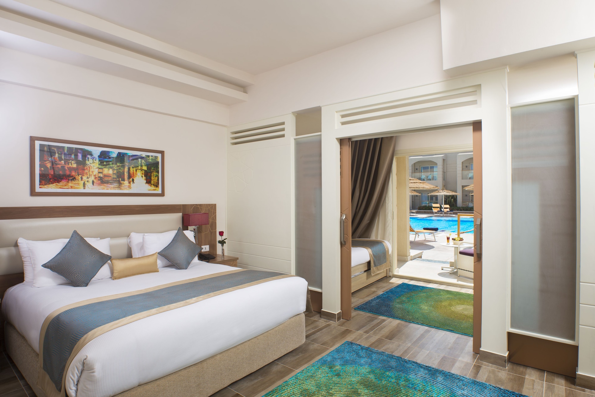 Deluxe Family Room