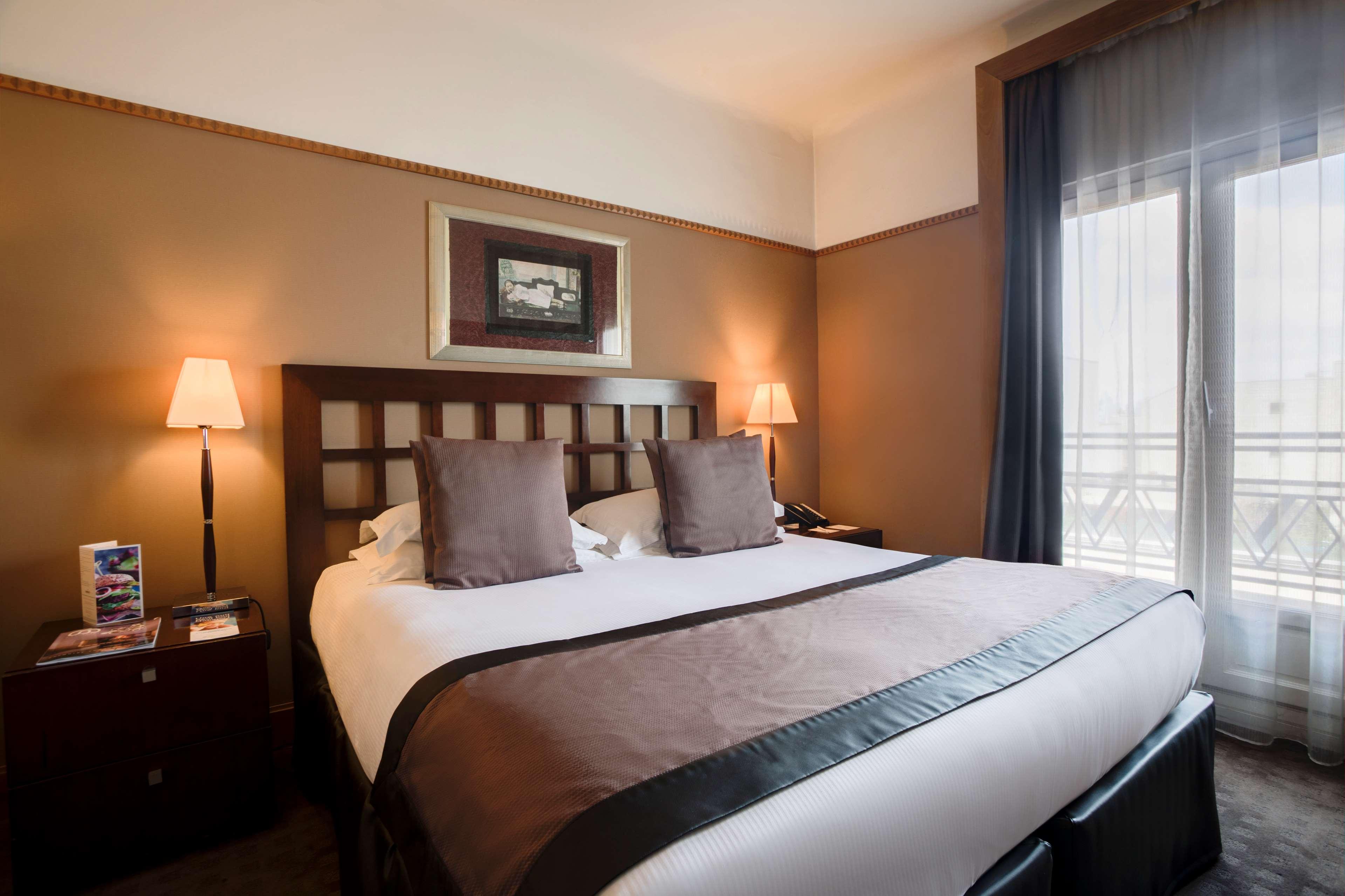 Classic Double Florida Rose، Hotel Mercedes 3/10