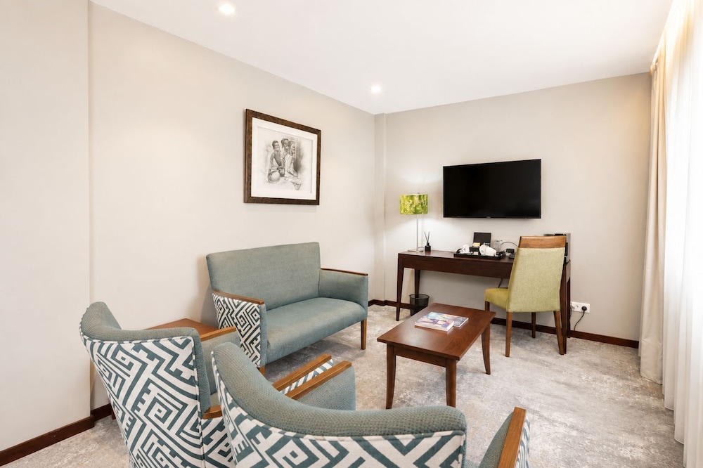 Fiesta Residences 39/67