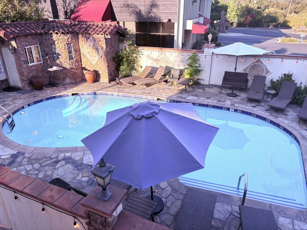 Chantico Inn 42/70