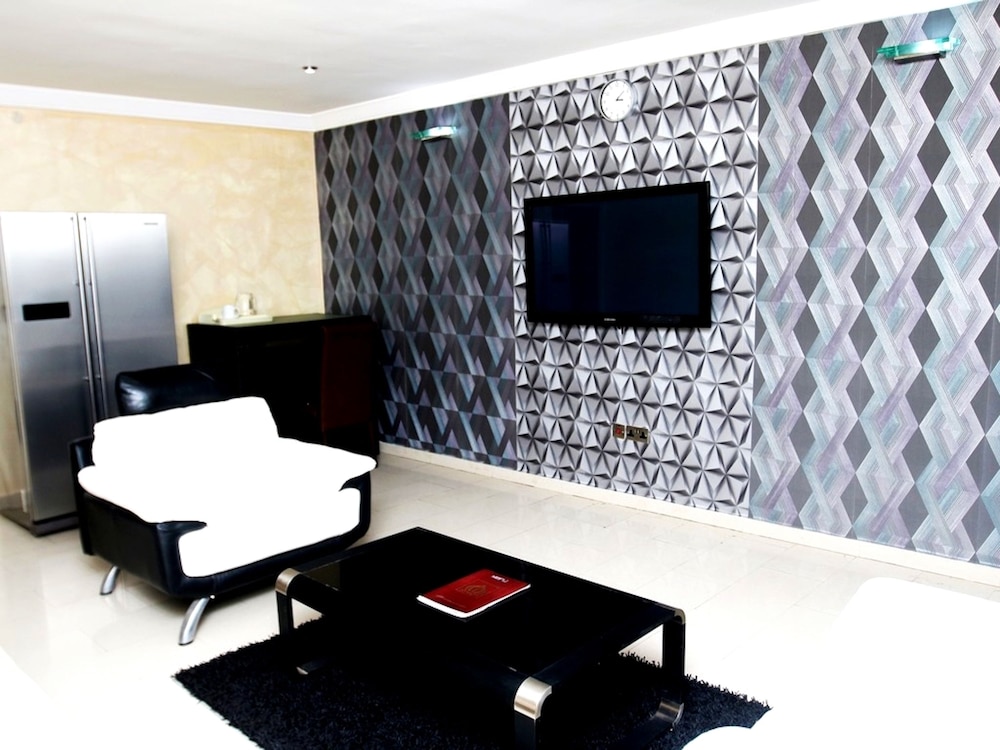 Jonaith Hotels & Suites 24/29