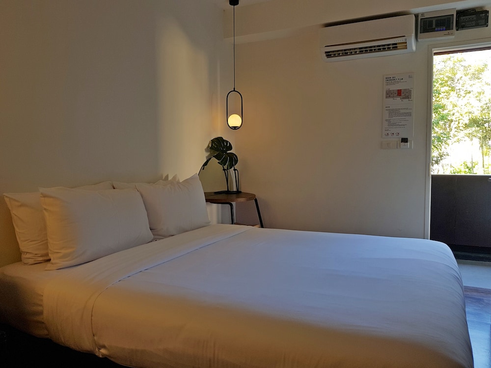 Wonderwall Hotel 13/42