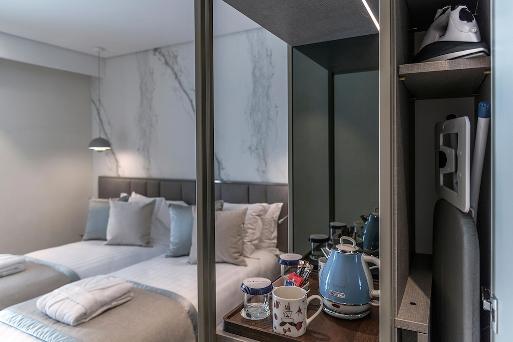 The Regency, Rome, a Tribute Portfolio Hotel 12/47