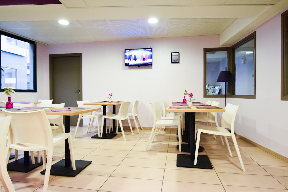 restaurant-cafeteria