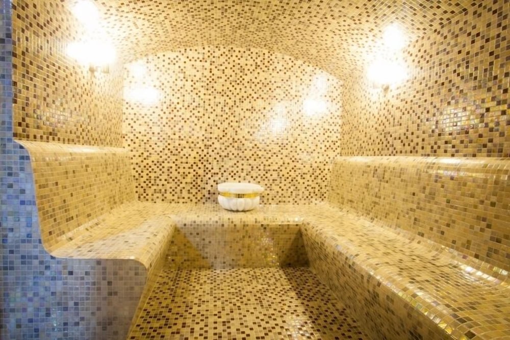 Emerald Hotel Baku 39/58