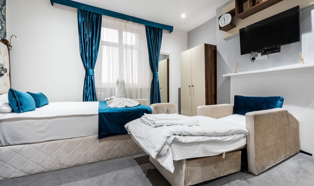 Vilenza Hotel 11/50