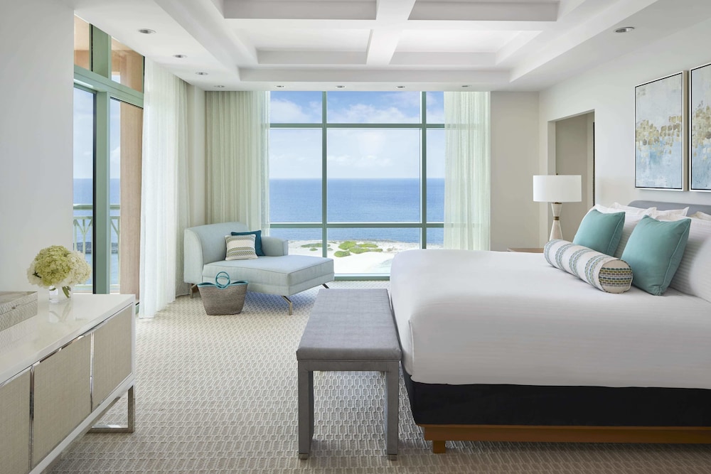 1 Bedroom, Sapphire, Suite, King Bed
