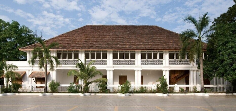 Sidra Pristine Hotel & Portico Halls 4/50