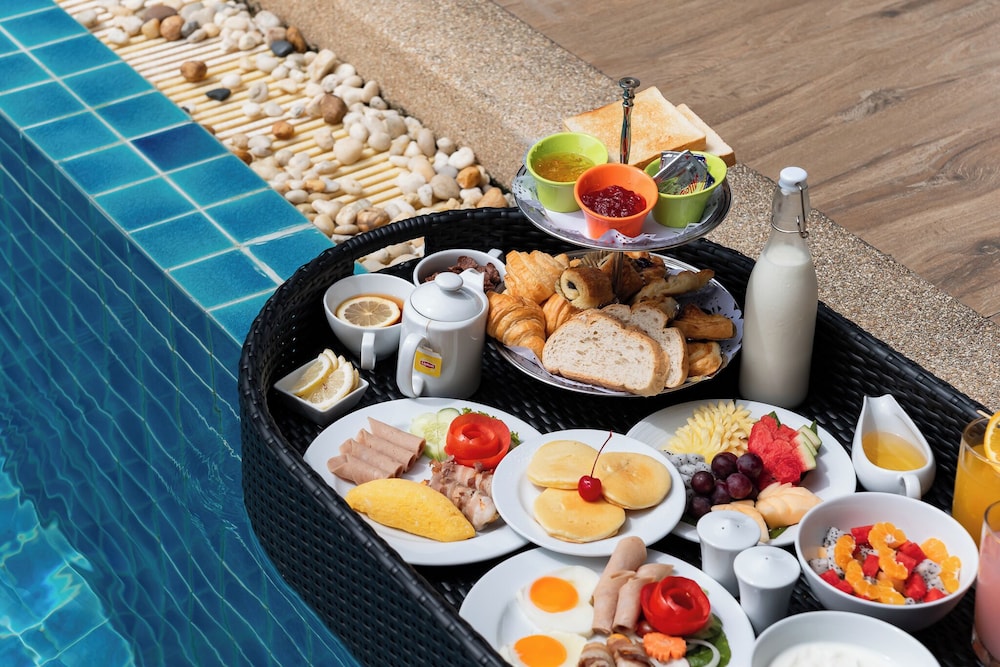 Rawai Vip Villas Kids Park And Spa 78/87