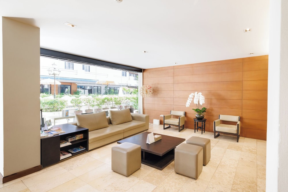 S33 Compact Sukhumvit Hotel 57/78
