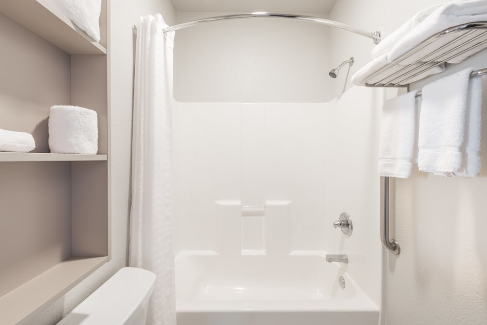 Microtel Inn And Suites By Wyndham Sweetwater 9/34