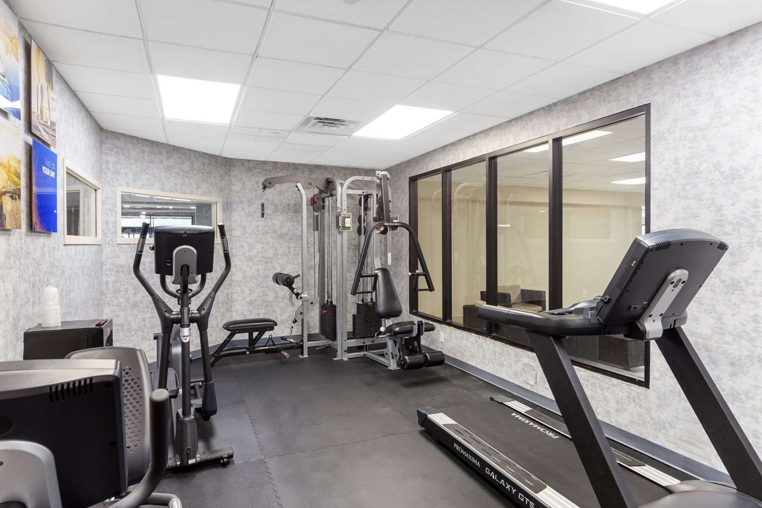 Comfort Inn and Suites Greenville 24/40
