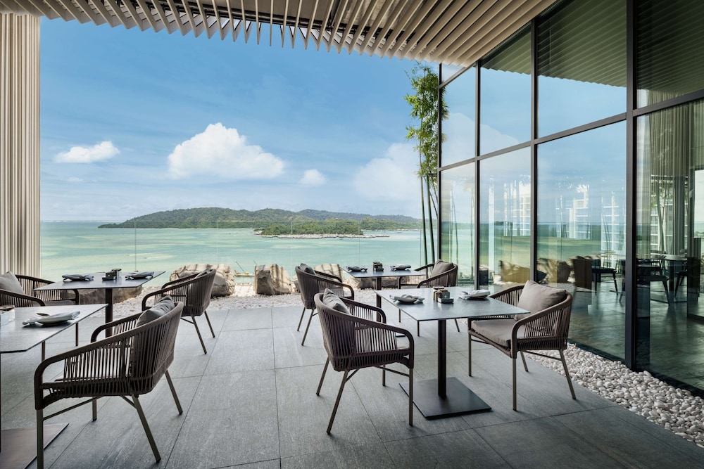 Hyatt Centric Kota Kinabalu 35/50