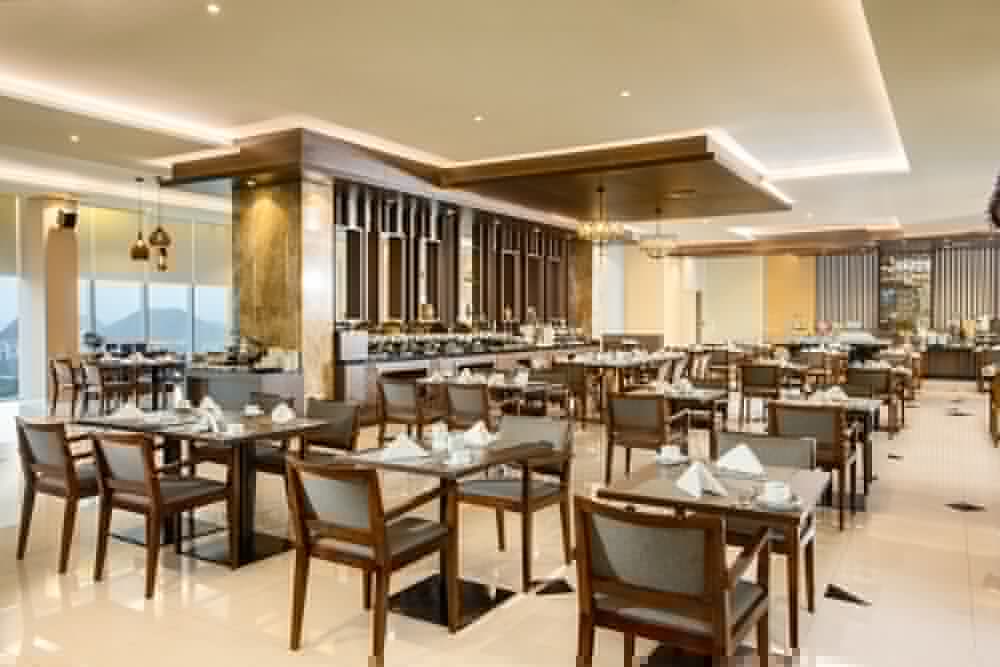 Hotel Santika Gresik 44/55