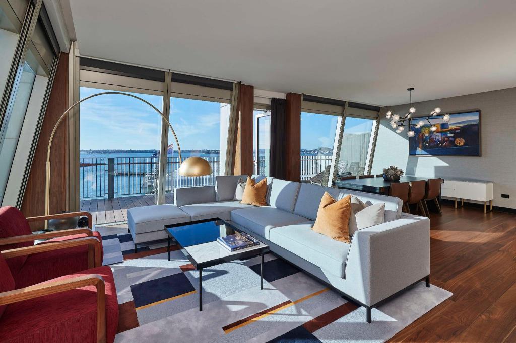 Roof Top, Executive, Suite, King Bed