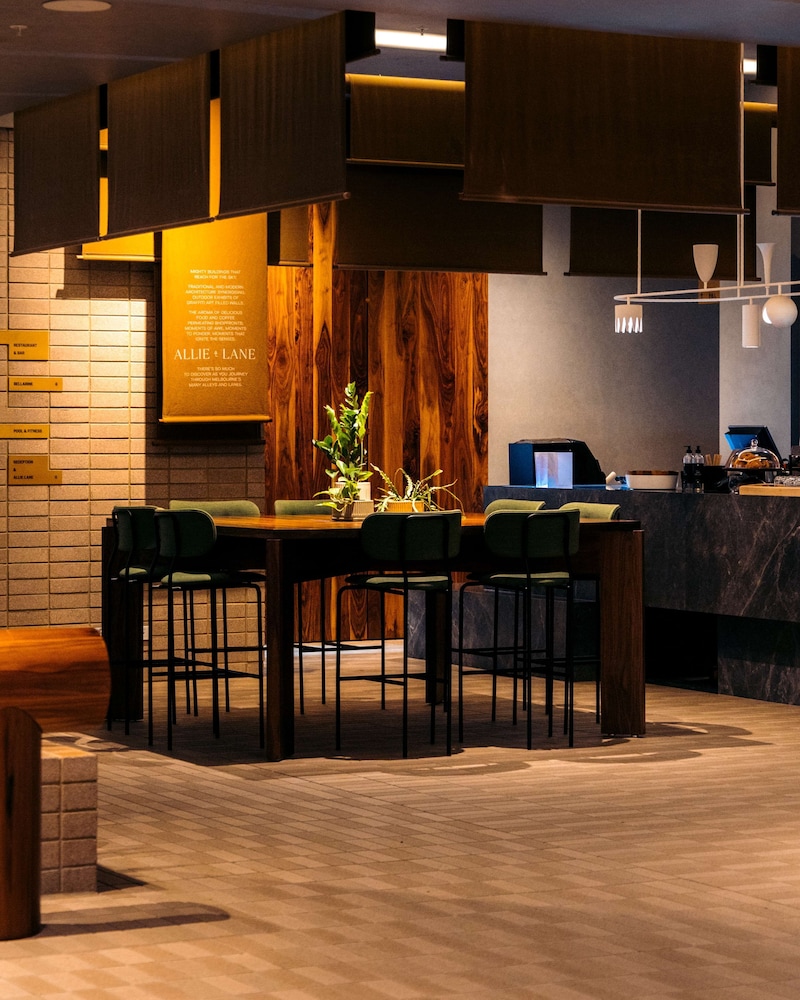 Hyatt Centric Melbourne 38/50
