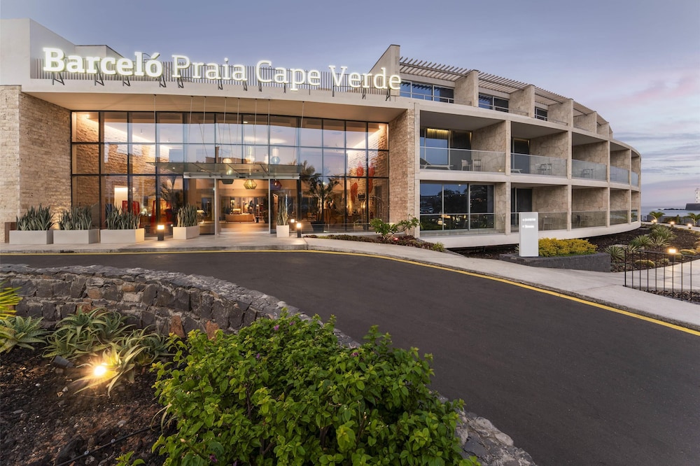 Barcelo Praia Cape Verde 4/50