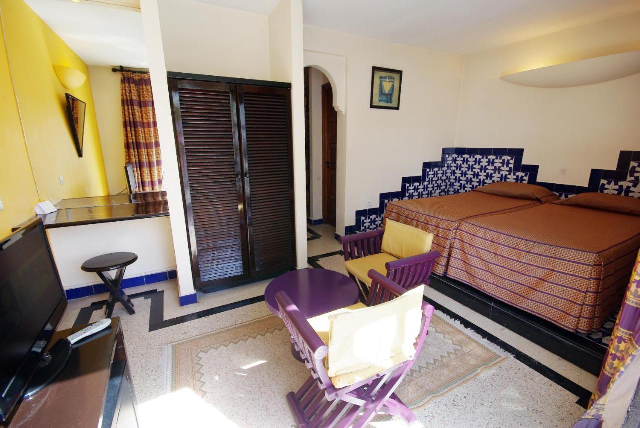 Standard, Double Bed, Balcony or Terrace