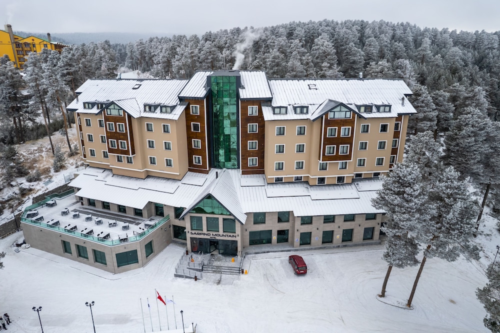 Sarpino Mountain Hotel 3/58