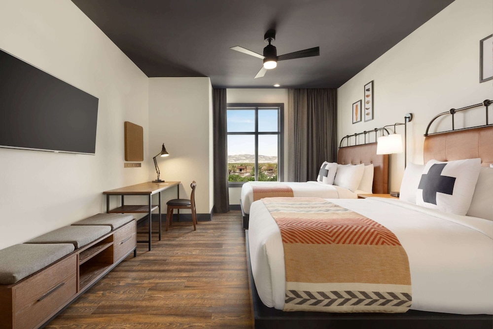 Origin Westminster, a Wyndham Hotel 5/44