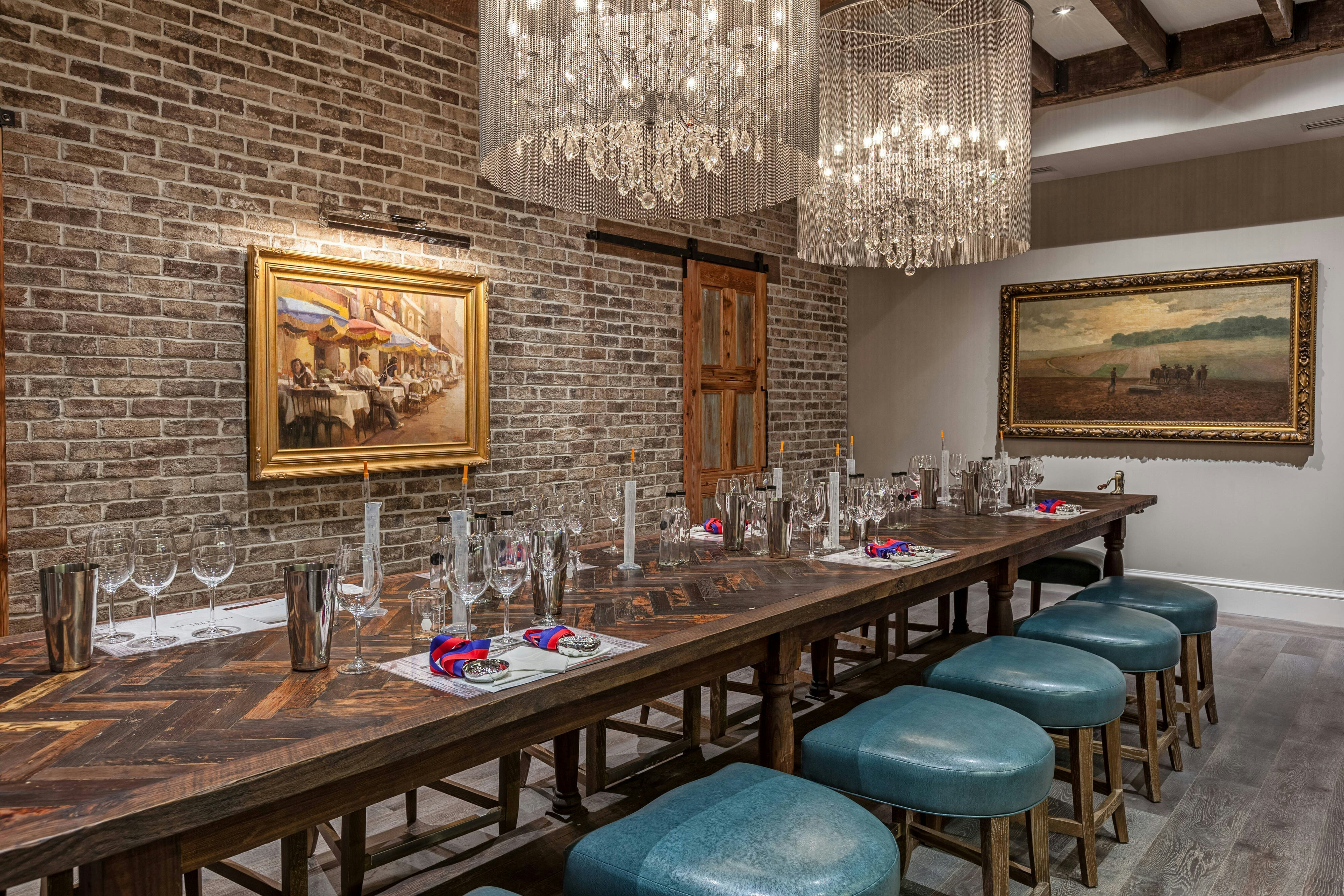 Grand Bohemian Hotel Charleston Autograph Collection 33/56