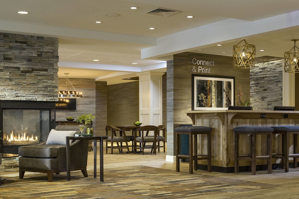 Fairfield Inn Suites Waterbury Stowe 27/31
