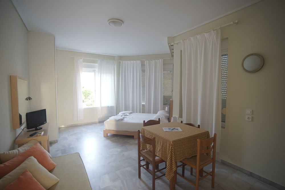 Elmas Dream Apartments And Villas 17/42