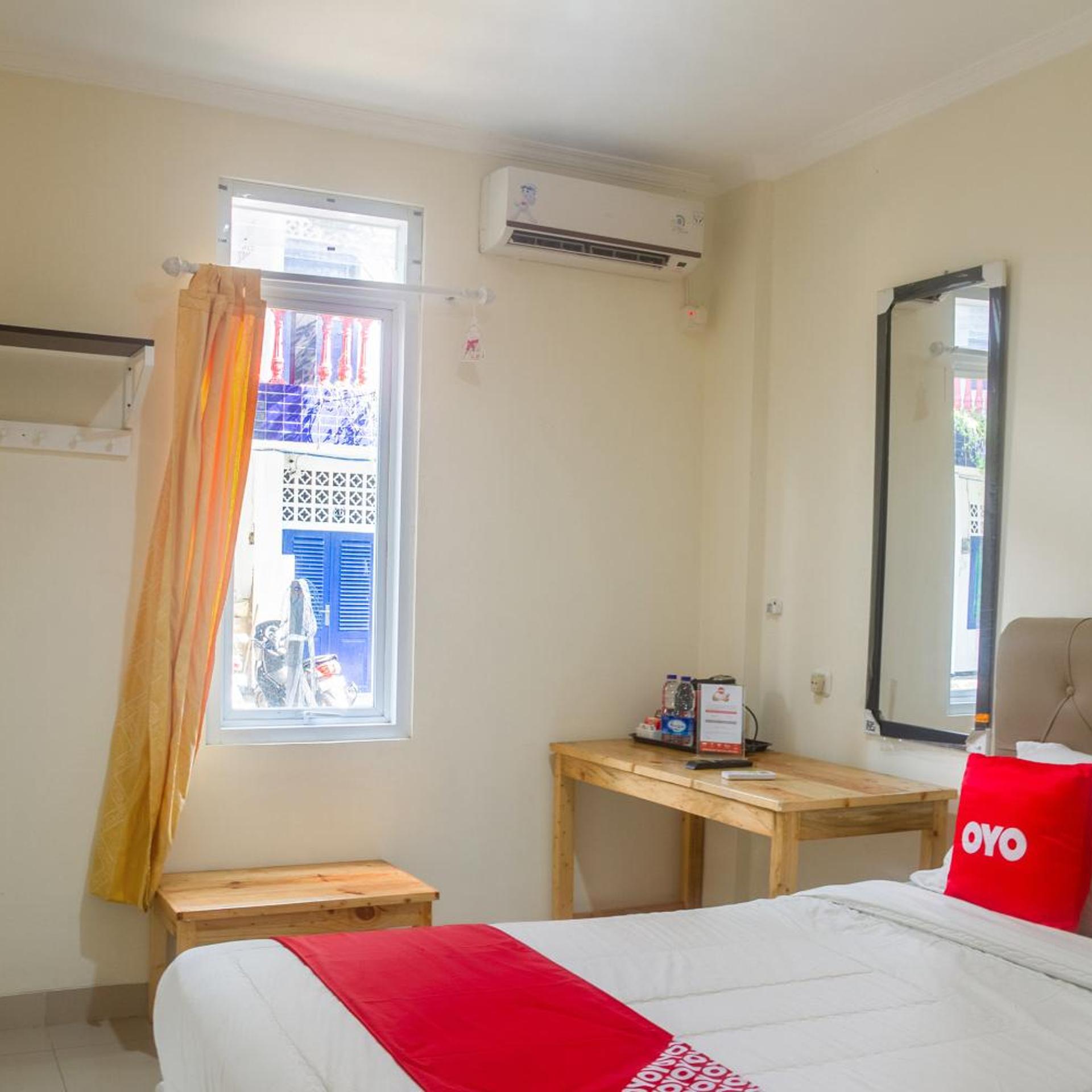 Hotel O Jakarta near One Belpark Mall formerly Wisma Minongga 9/23