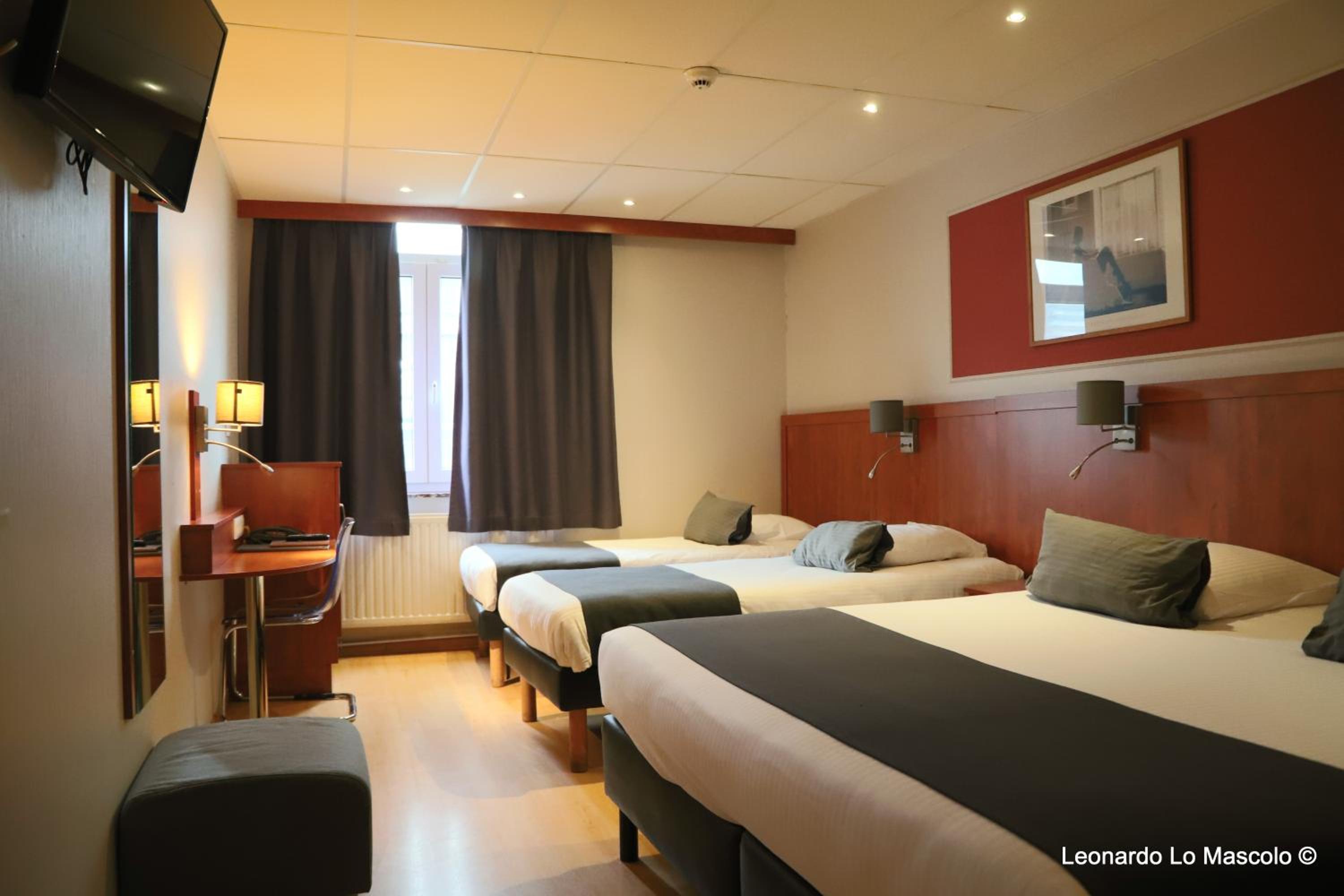 rooms