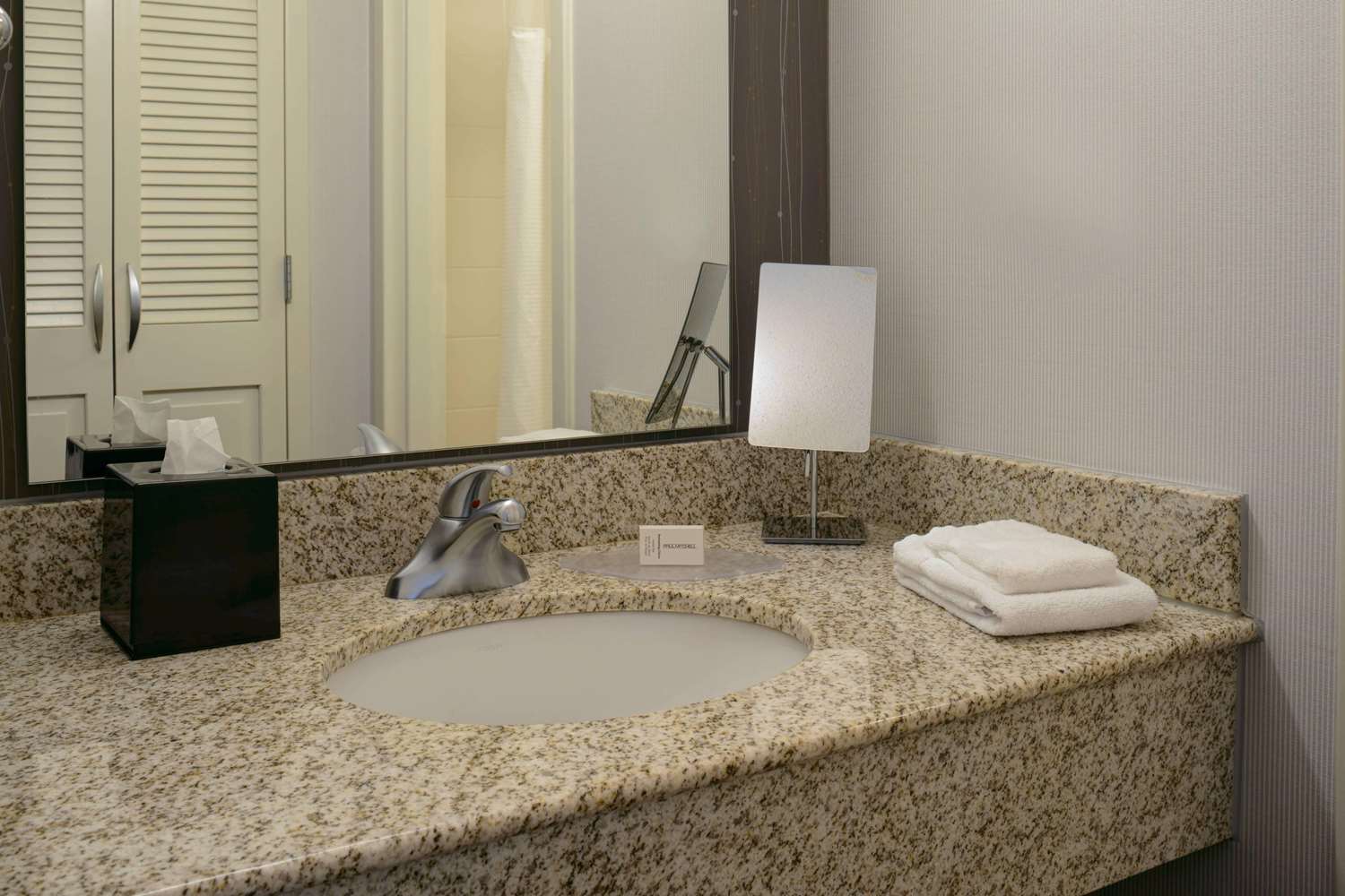 Sonesta Select Kansas City South Overland Park 18/19