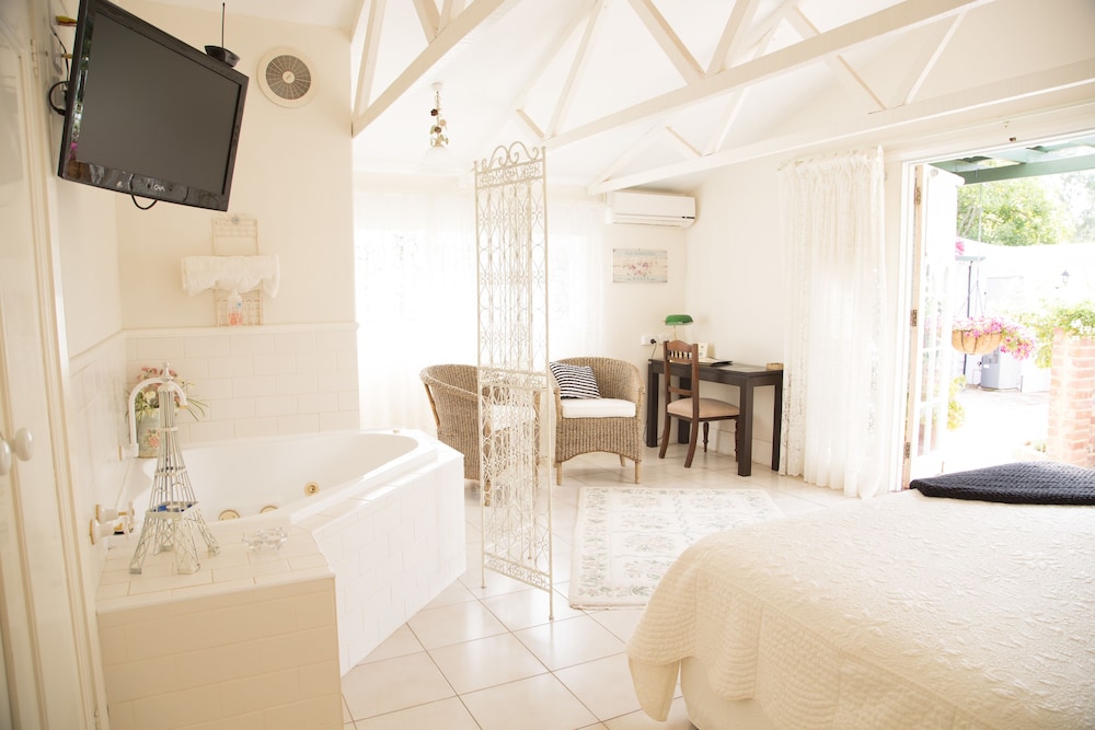 Rosebridge House Bed & Breakfast 23/50