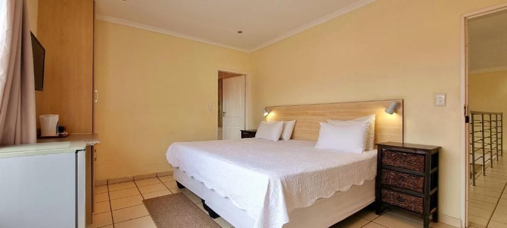 Asda Guesthouse 17/44