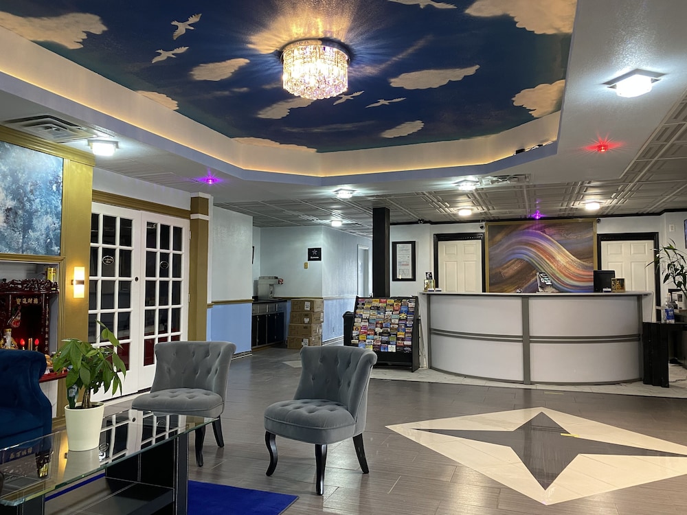 R Nite Star Inn & Suite 5/65