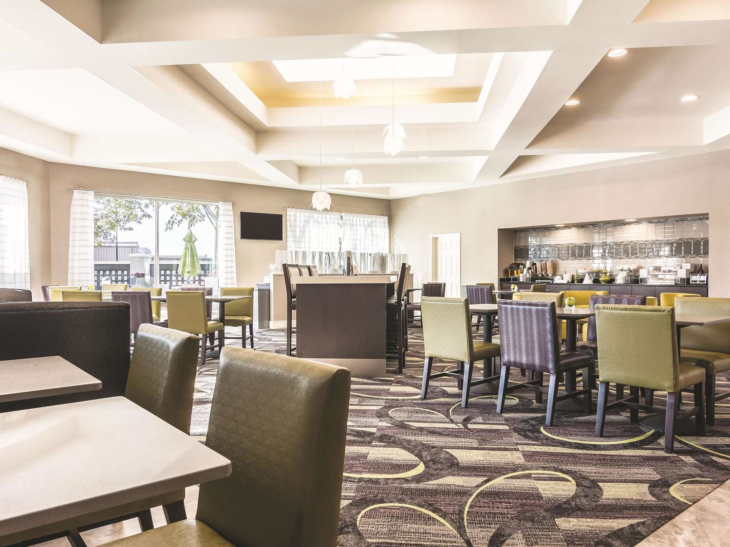 La Quinta Inn & Suites by Wyndham Shreveport Airport 19/33