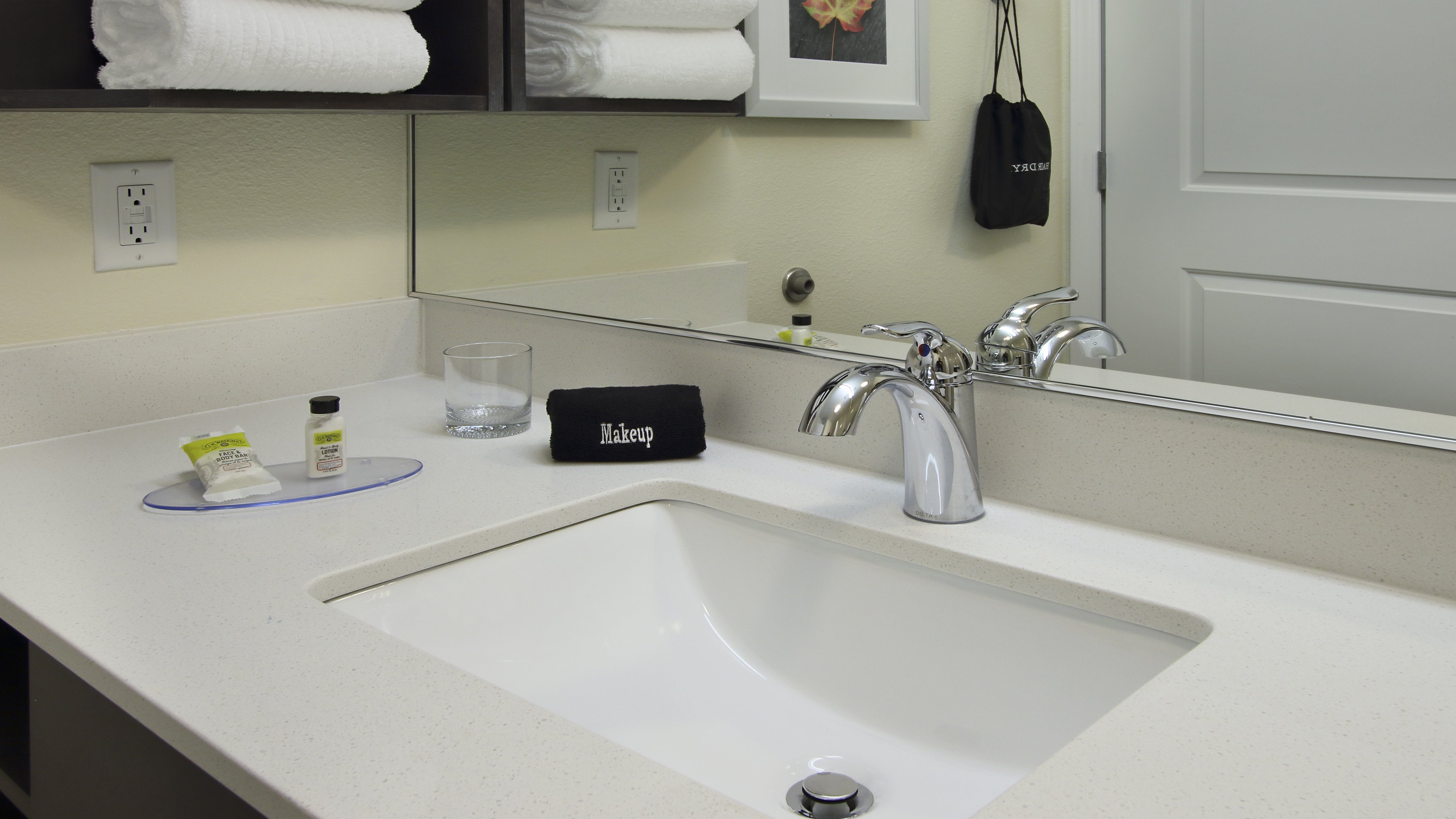 Candlewood Suites Dallas-Frisco NW Toyota Ctr 49/50