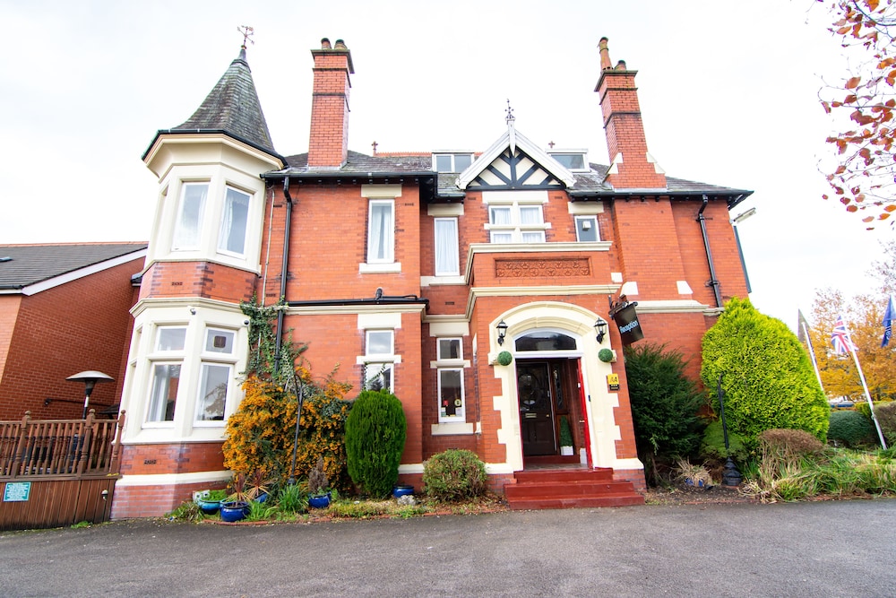 The Park Hotel Preston 2/65