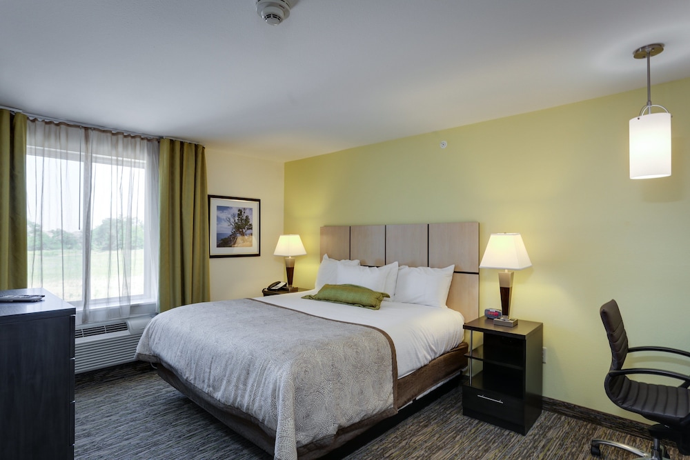 Candlewood Suites College Station At University 9/46