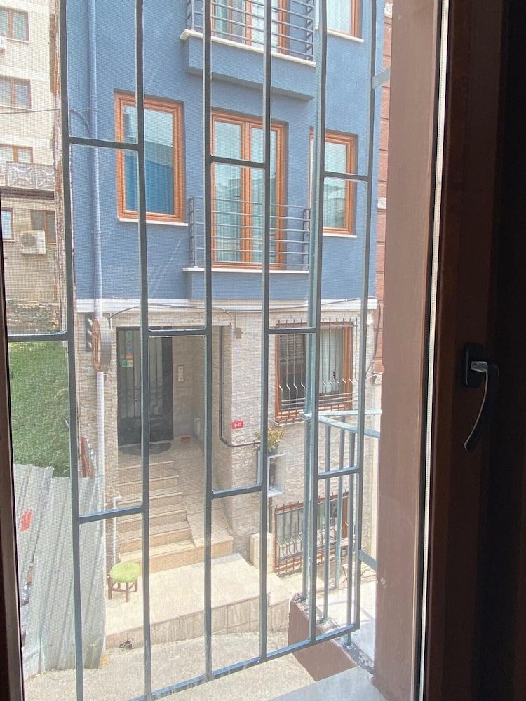 Istanbul Hub Flats 45/50