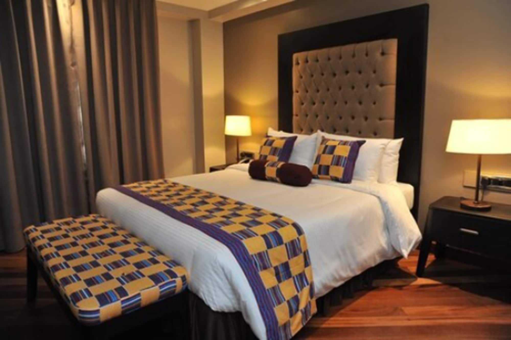 1 BEDROOM, POOL, APARTMENT, BALCONY, KITCHEN