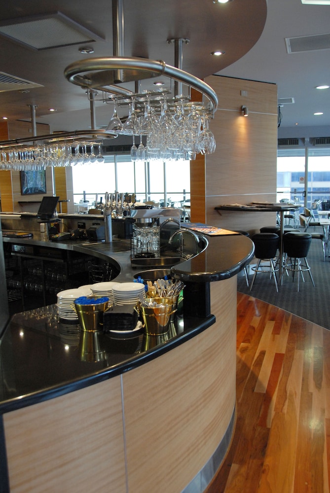 Madison Hotel Tower Mill 38/43