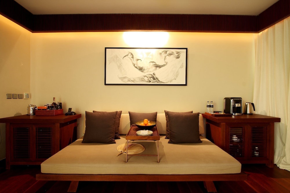 Paresa Resort Phuket 74/90