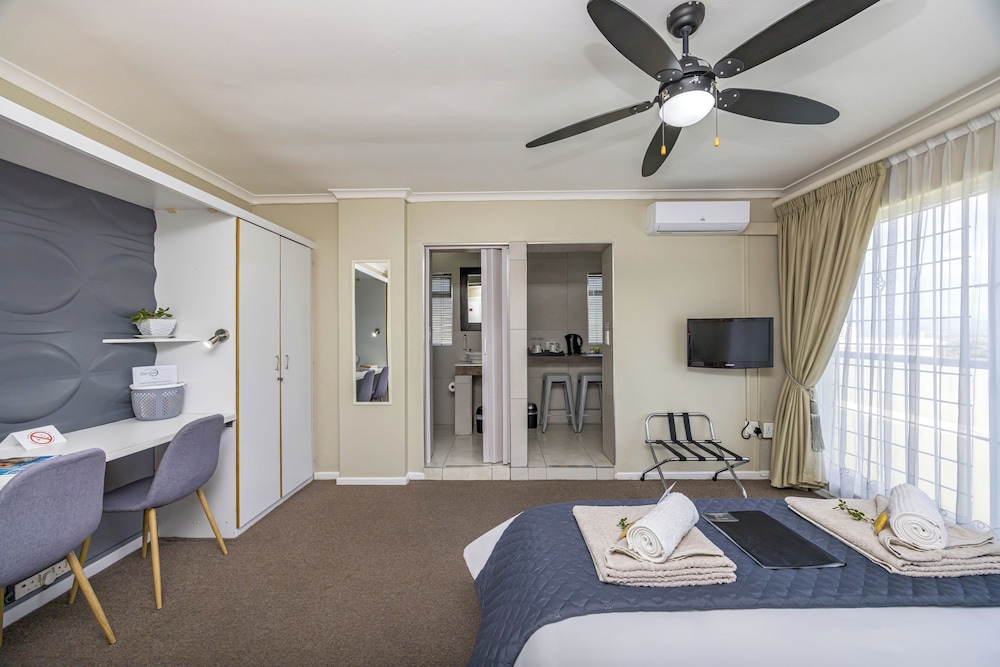 Plattekloof Premium Lodge 25/50