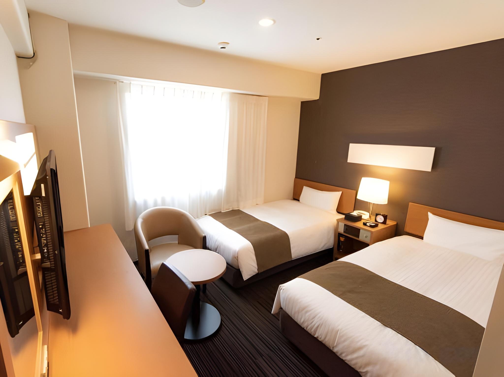Room, Twin Beds