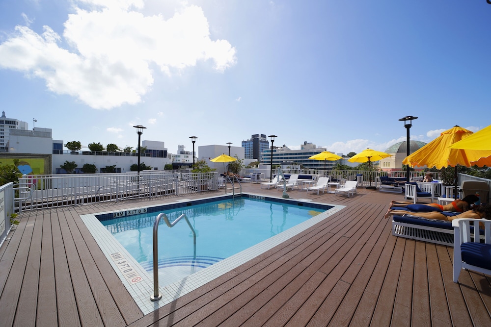 Claremont Hotel Miami Beach 28/37