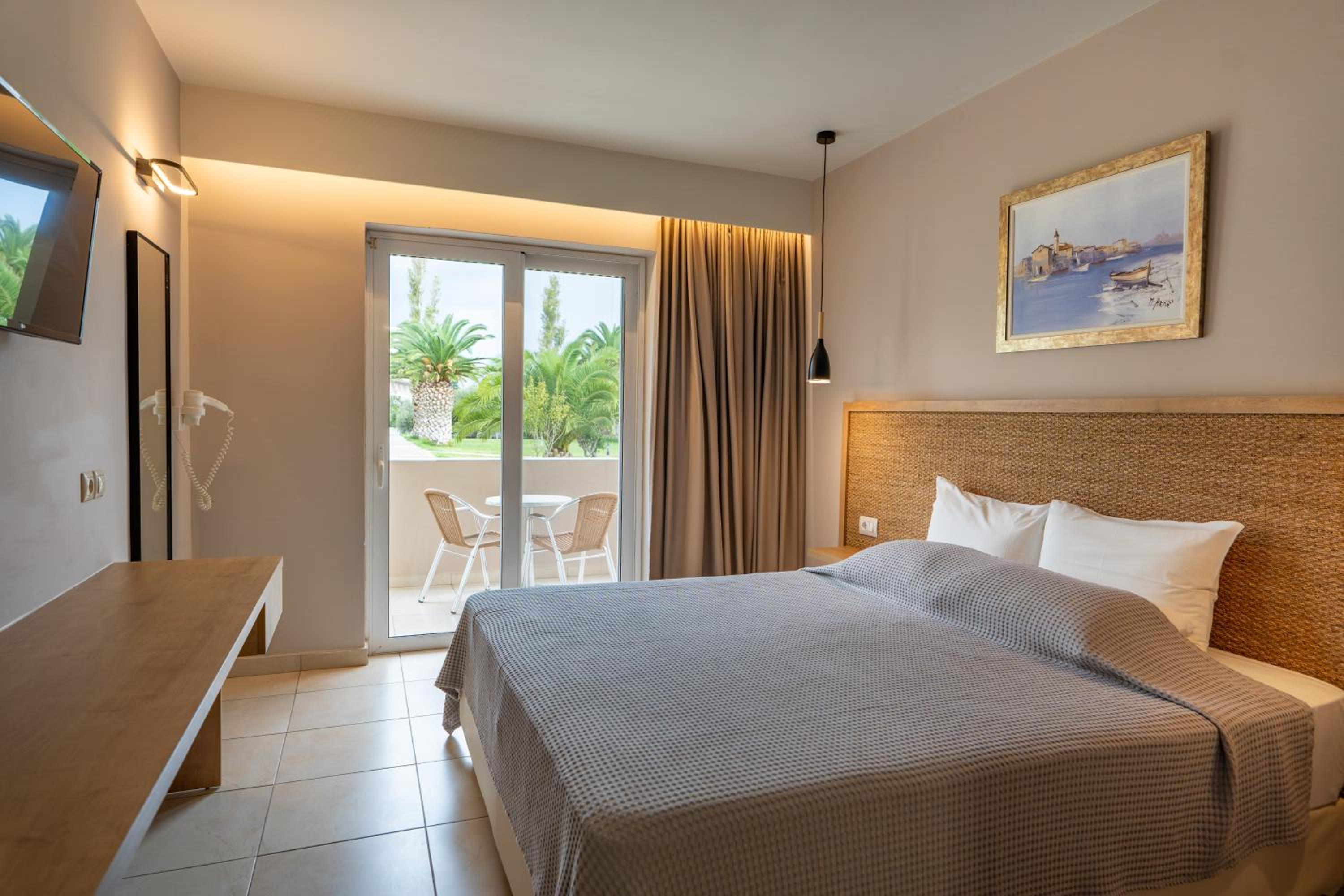 Esperia Hotel 17/50