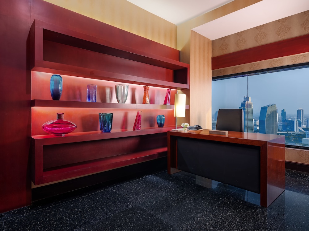 Manhattan Hotel Jakarta 28/40
