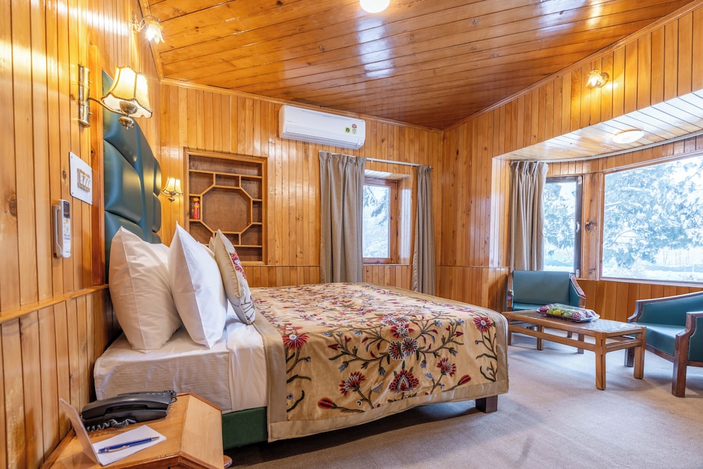 HEEVAN HOTEL 21/50