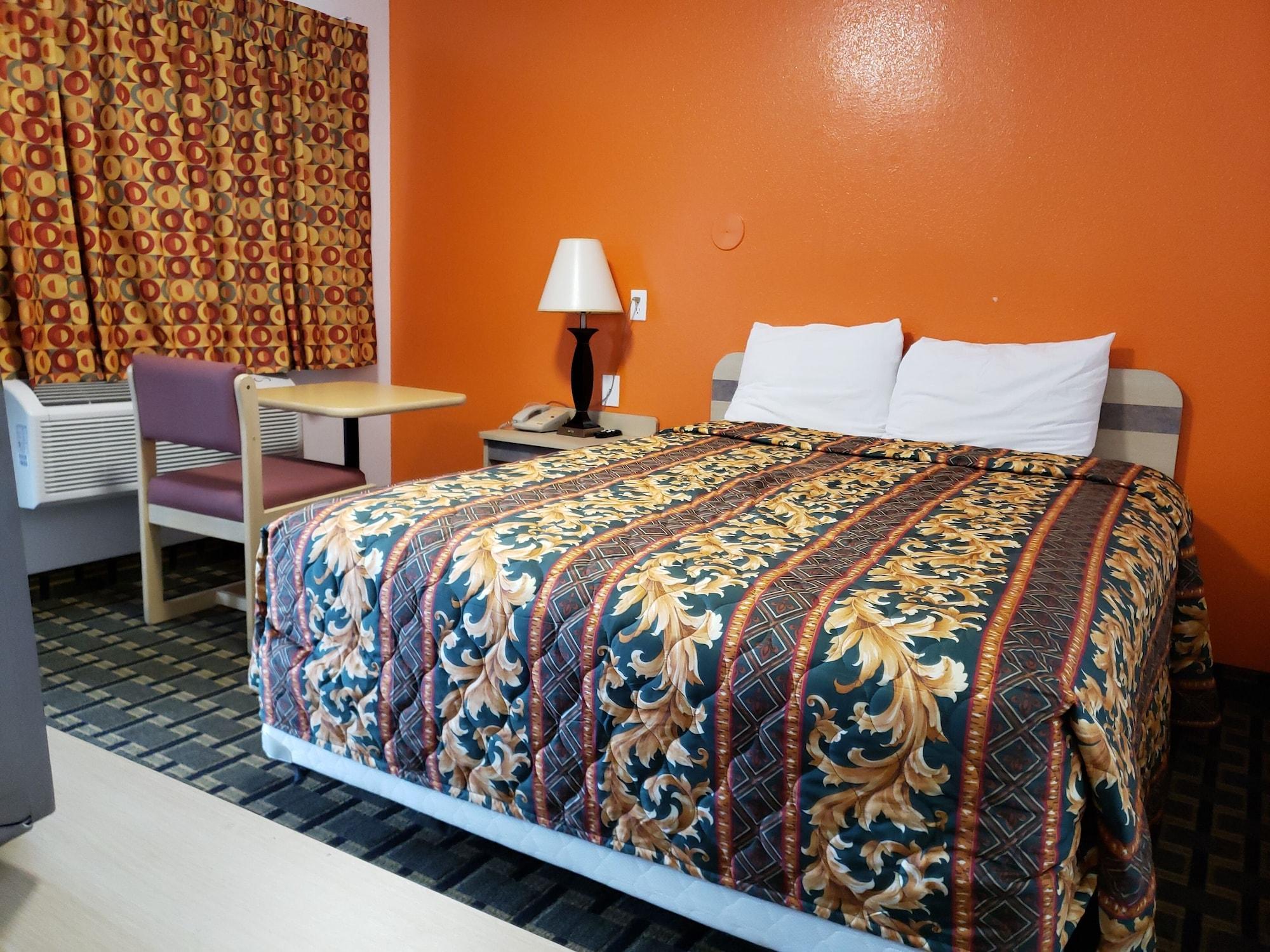 KNIGHTS INN TULSA 15/30