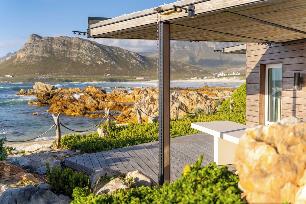 Pringle Bay Beach House by Cape Summer Villas 23/32